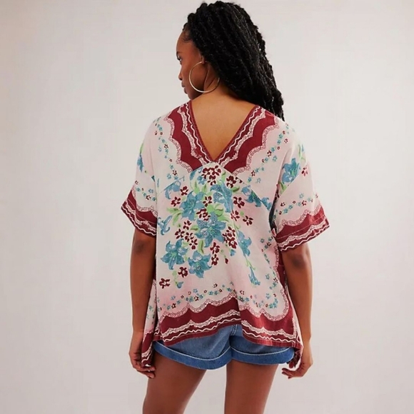 We The Free Boho Chic Washed In Flowers Top, Ivory Combo, XS, NWOT - Picture 2 of 7